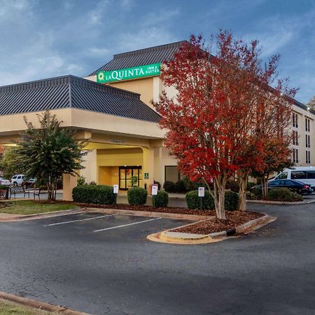 Clt Airport Inn & Suites Шарлотт Экстерьер фото